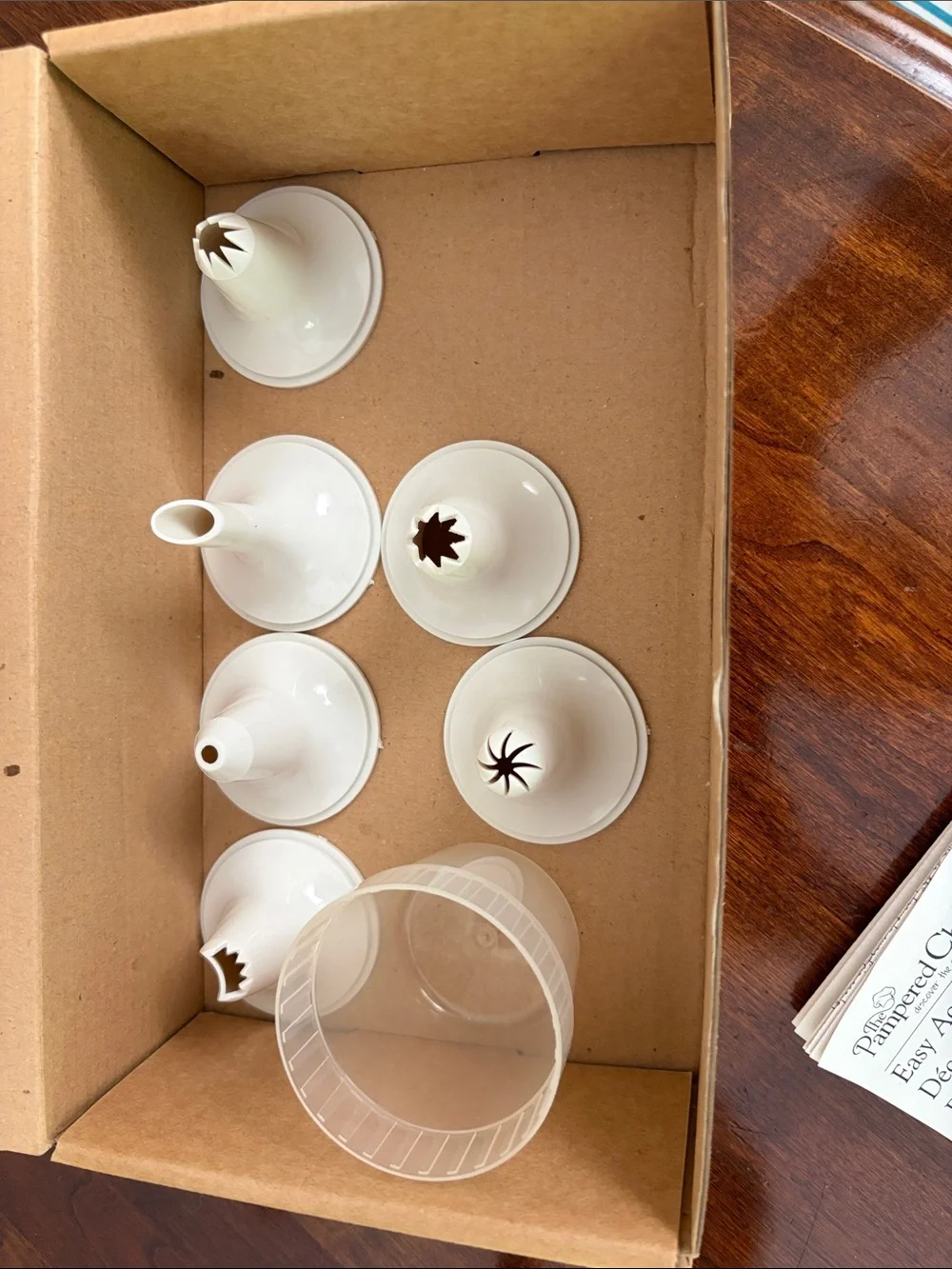 Pampered Chef Easy Accent Decorator
